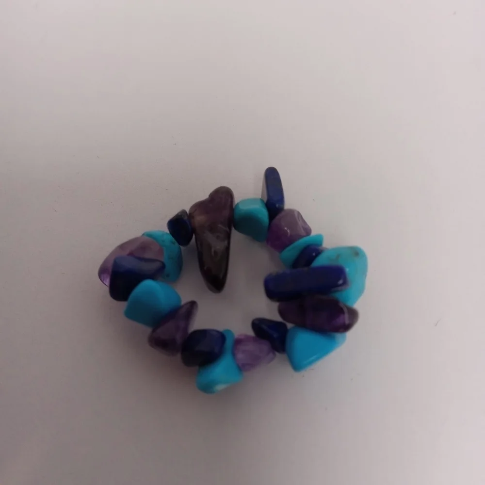 5/$25 Multi color stone chip ring size 7.5